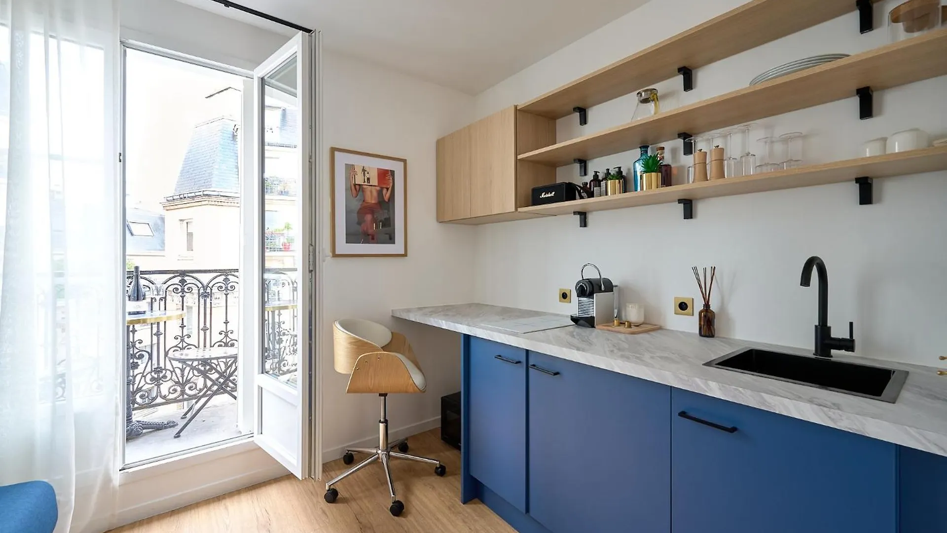 Studio Design Tout Equipe Avec Balcon Paris 0*,